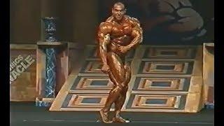 Nasser El Sonbaty - Mr. Olympia 1998 Posing