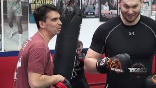 Arslanbek Makhmudov, introduction and first pro fight