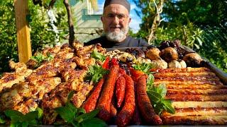 A quick and easy Turkish barbecue! Chicken meat, sausage and vegetables! Family feast