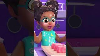 Let's Make and Eat a Delicious Sushi Lunch!  | Polly Pocket Shorts