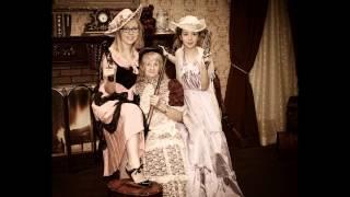 Ladies having a BLAST at Wild Gals Photos in Pigeon Forge, TN