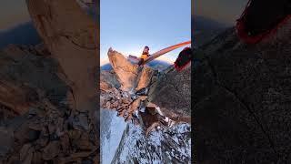 Man’s taking “Living on the edge” to the NEXT LEVEL   #insta360 #shorts #fyp