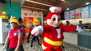 Jollibee Vicas Camarin - Share The Joy Dance Remix (BAEMON Ver.) w/ Jollibee Mascot