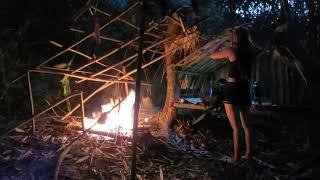 3 days camping girl survives alone in the wilderness. | Chy By camping