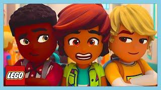 OVER LEVERAGED LEO!   | LEGO Friends | WildBrain Kids