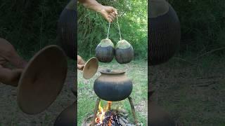 The guy shows SURVIVAL skills in FOREST #outdoors #camping #survival #smart