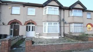 3 bedroom property for sale in Henley Road Ilford Essex