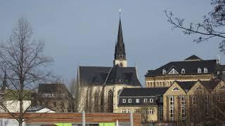 Halle(Saale)-Südliche Innenstadt (D) die Glocken der kath. Propsteikirche St Franziskus u. Elisabeth