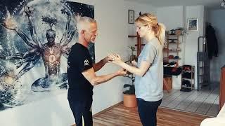 Senz Wu Wei Wing Tzun Basics Lehrvideo: Die Kraft der Gelenke Teil 1 Wu, Tan, Cham, Gaan, Pak Sao