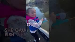 Little girl has a cute reaction after her an unsuccessful fishing attempt! : bassin_habits_