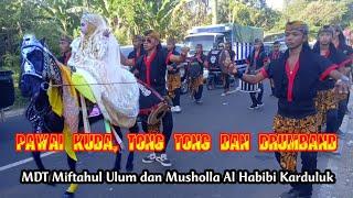 Parade Kuda Kuda Kencak pilihan terbaik madura dengan iringan musik tradisional tong tong serek