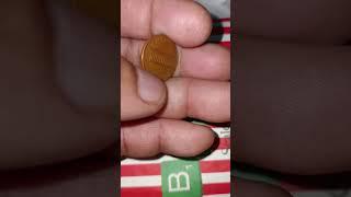 1977 one cent United States of America no Mint Mark and with Mint Mark