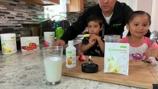 Kid Approved Breakfast: NeoLifeShake Smoothies!