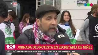 Jornada de protesta en la Secretaría de la Niñez