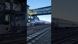 Metro North 211 wearing New York Central colors at Scarborough