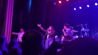 Kathryn Hahn and the Middle Aged Dad Jam Band | Shallow | Cleveland 9.18.23