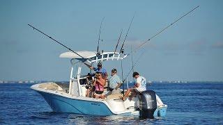 Florida Sportsman Best Boat - Head Offshore with a Single Powered Center Console