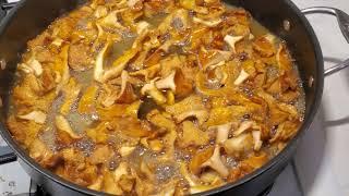 Cooking Chanterelle Mushrooms: Dry sautéed method