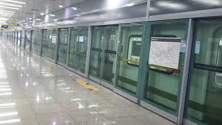 서울지하철 7호선 부천시청역의 전동차/Seoul Line7 Bucheon City-hall stn.