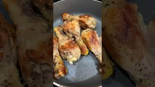 Piernas de pollo en salsa roja de jitomate, #recetas #food #recetafácilyrápida #cooking #comida