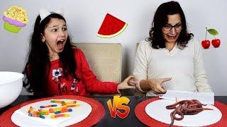 DOCE VS COMIDA DE VERDADE COM TROLLAGEM | Luluca