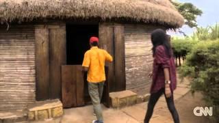 Bourdain receives a warm welcome in Ethiopia