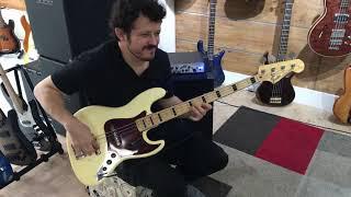 Fender Jazz Bass 1973 played by PJ (Jota Quest)