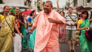 STREET JOY   NAGAR SANKIRTAN