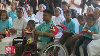 Osttimor: Papst besucht Kinder mit Behinderung