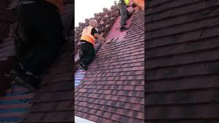 #shorts #roofing #roofer #construction#foryou #viral #funny #uk #memes #live