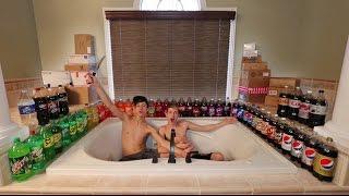 BATHTUB FULL OF EVERY SODA CHALLENGE! (FANMAIL OPENING)