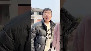 女子被人贩子绑架危在旦夕，关键时刻向路人求救，在路人和自己的努力下终于摆脱人贩子，愿天下所有家庭幸福美满！#funny #乡村生活 #搞笑视频 #正能量 #原创视频#意想不到的结局【小云优选】