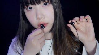 ASMR 초초초초근접 이어폰마이크 ️역대급 팅글 ️ (말소리,단어반복,카메라터칭,핸드무브먼트,손소리)