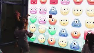 צמיחה עסקית עם PlayWall