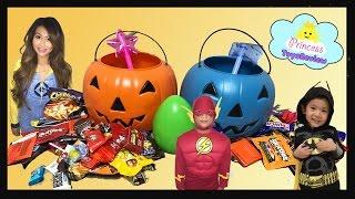 HALLOWEEN TRICK OR TREAT for Egg Surprises and Candy Vlog with Princess Squad