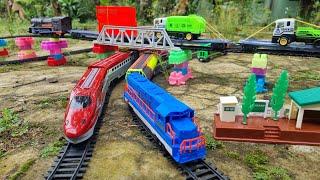 Search and Assemble Classic Train Toys, Trains Transport Garbage Trucks, containers