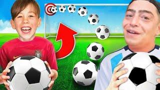 Gegen Alper FUSSBALL-CHALLENGE (ohne 10000 Euro) !! vom CandyPalace ️