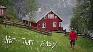 Move from the City to Pursue the Simple Life | Cabin in Norway