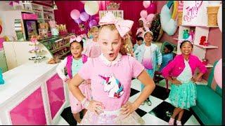 JoJo Siwa - Kid In A Candy Store (Official Video)