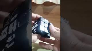 Resolviendo el Cubo Rubik de MILEI