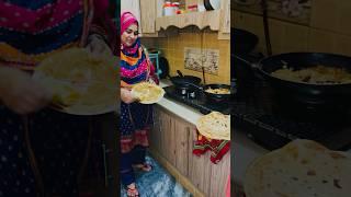 anda pizza parathe din Ka simple khana family ke sath #youtubeshorts