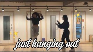 choerry and hyunjin being messy during their rpd live