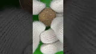 Queen Elizabeth ll 2 new pence Coin पुराने सिक्के