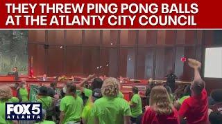 Ping pong balls fly at Atlanta City Hall | FOX 5 News