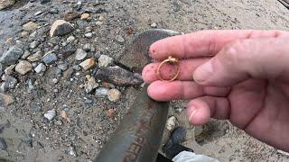 Beach Metal Detecting New Hampshire Gold and Shipwreck Artifacts at Shipwreck Beach!