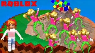 Roblox Natural Disaster Survival / Gia is a Pink Frog! / Lily & Gia Play Roblox