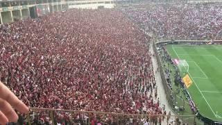 Torcida Flamengo celebra segundo gol en final Copa Libertadores 2019