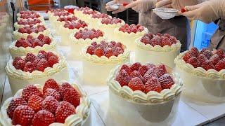 크리스마스에 1500개씩 팔린 케이크! 성수동으로 딸기 케이크 먹으러 오세요! / Amazing trendy strawberry cake - Korean food