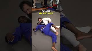 Stop the half guard underhook with this simple Jiu Jitsu tip!