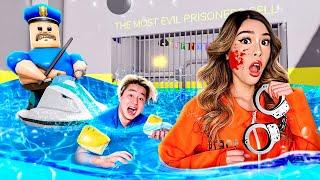 WE ESCAPED WATER BARRY'S PRISON RUN IN ROBLOX (OBBY)